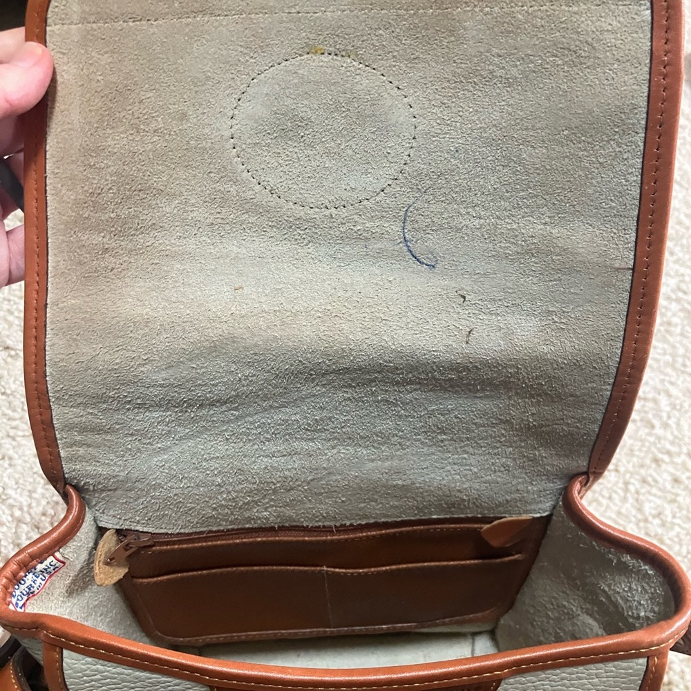 Dooney & Bourke Ivory Leather Crossbody Vintage Bag - Picture 9 of 14